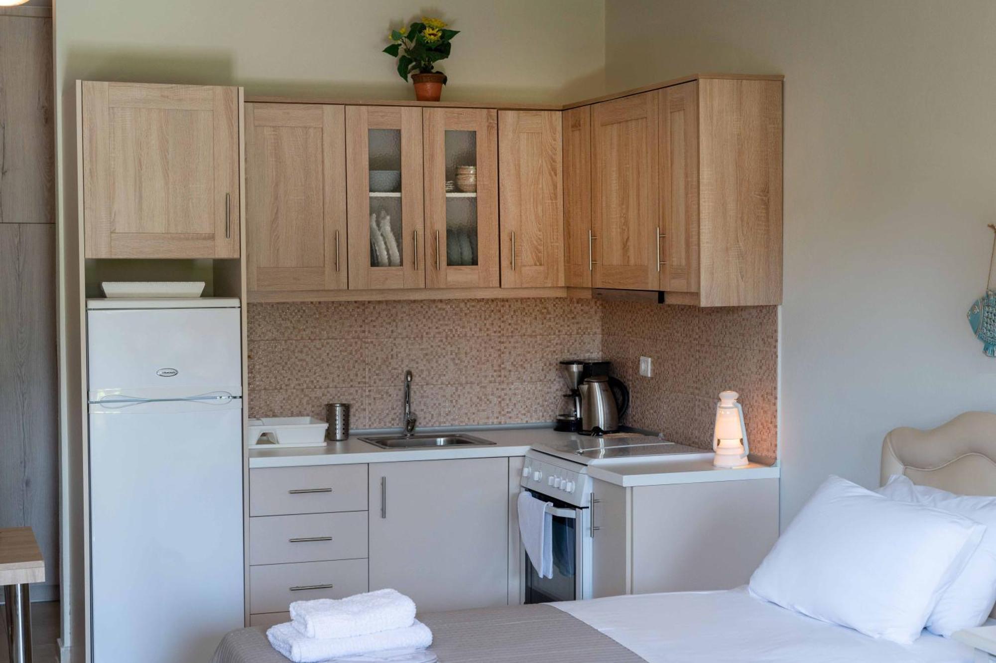 Melograno Apartments And Studios Кала-Нера Экстерьер фото
