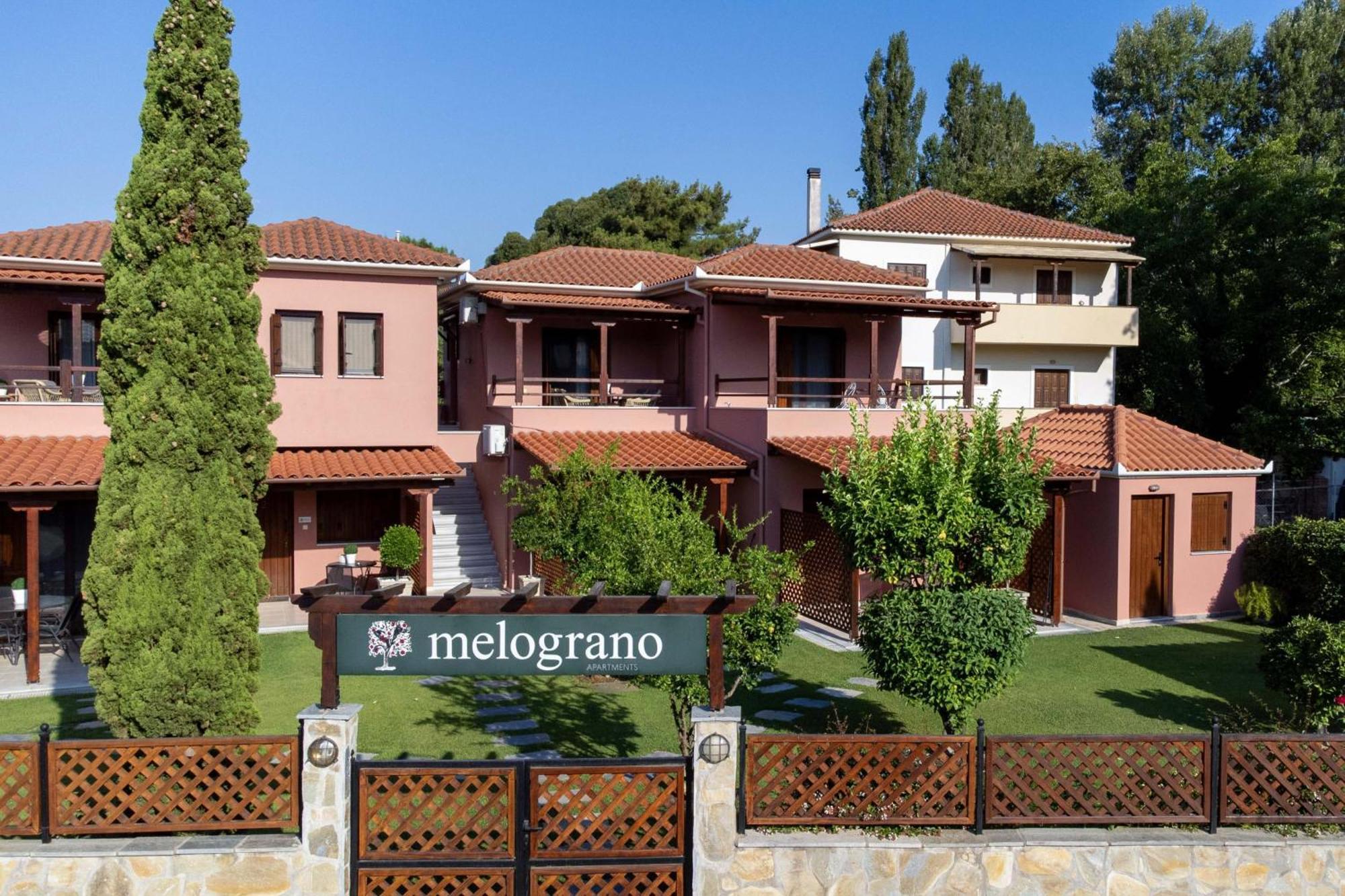 Melograno Apartments And Studios Кала-Нера Экстерьер фото