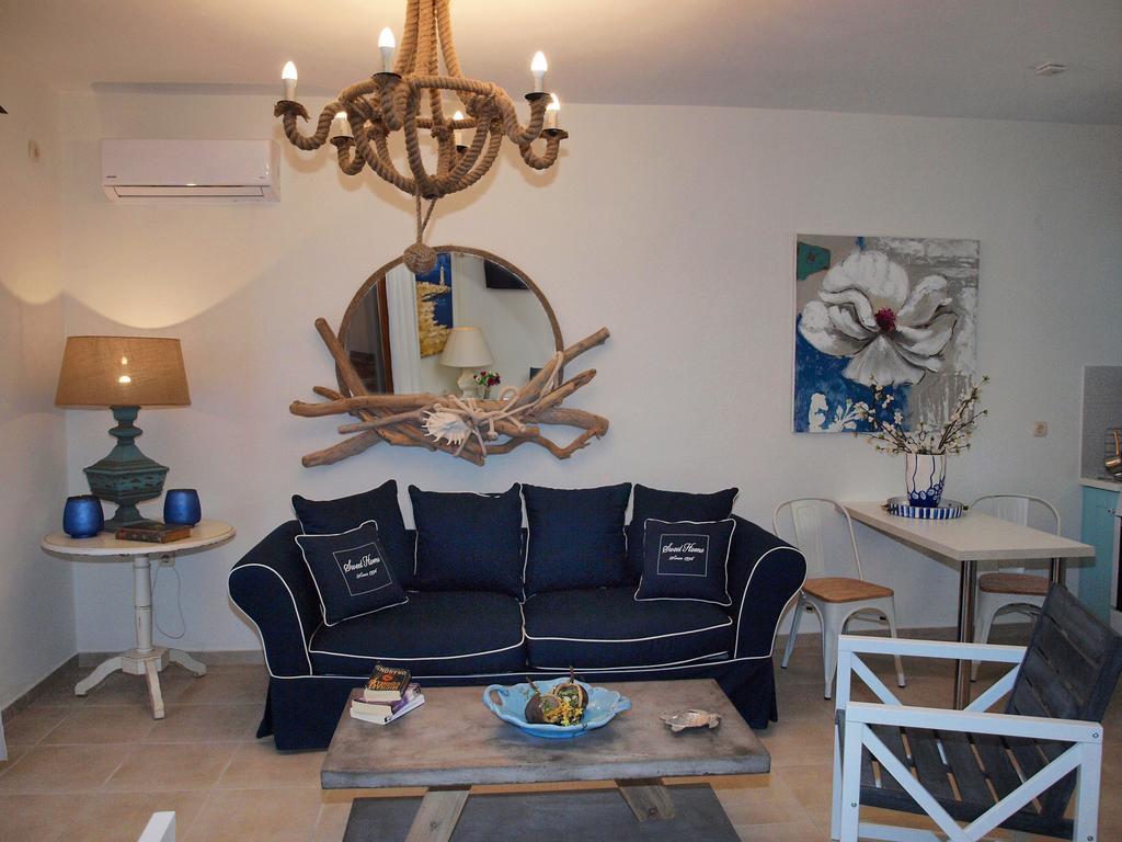Melograno Apartments And Studios Кала-Нера Экстерьер фото