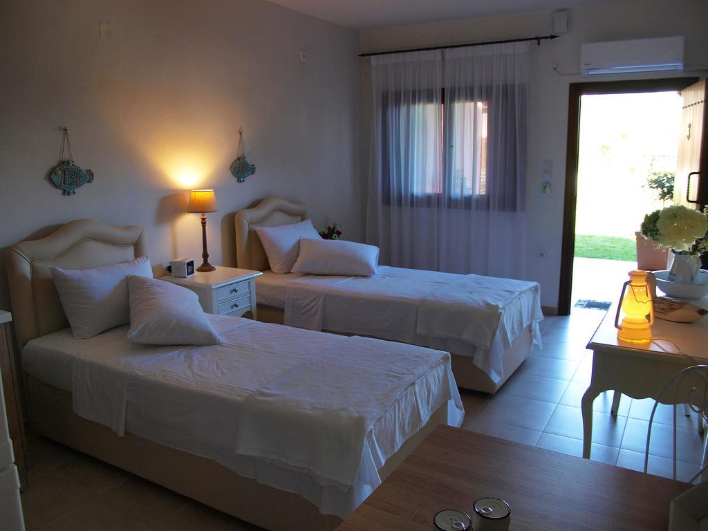 Melograno Apartments And Studios Кала-Нера Экстерьер фото